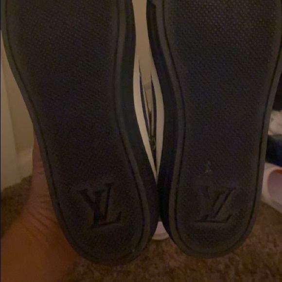 Louis Vuitton Stellar Sneakers - Picture 3 of 5